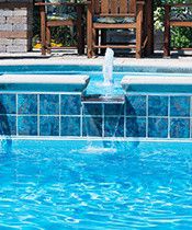 5 Seamless Ways to Integrate a Retaining Wall into Your Swimming Pool