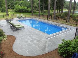 rectangular-fiberglass-pool
