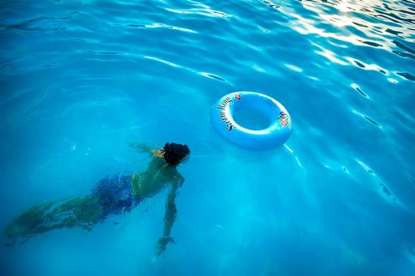 Choosing the Right Robotic Pool Cleaner for Your Pool