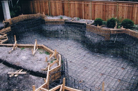 Steel rebar in concrete pool construction