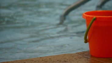 pool leak bucket test