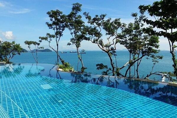 small infinity swimming pool