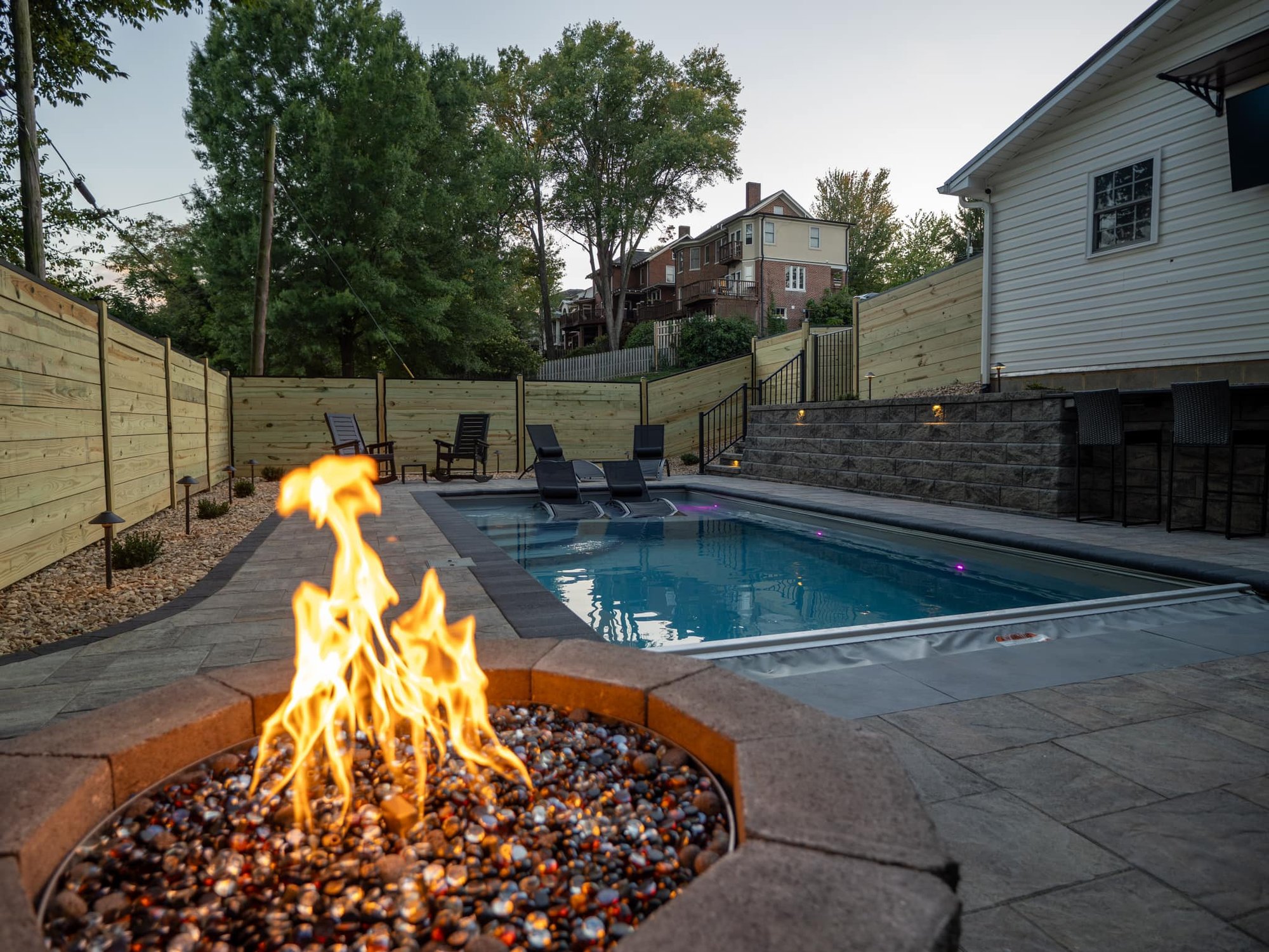 inground-pool-firepit