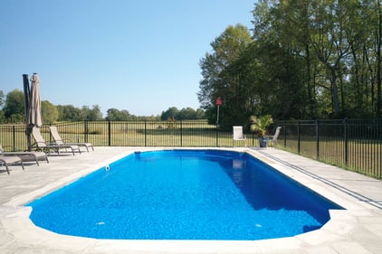 Fiberglass swimming pool 