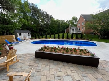 river-pools-c40-maya-concrete-paver-poured-concrete-patio-river-pools-carolinas