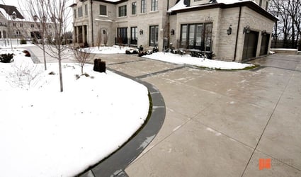 driveway-with-snow