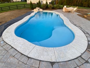 C40 pool in Caribbean color