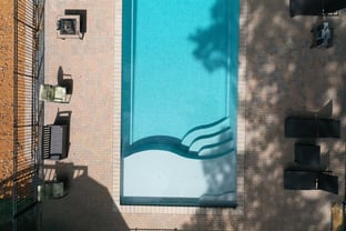 D32 pool in Sandstone Shimmer color