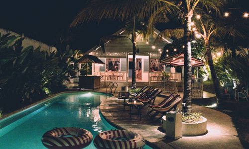 string lights pool landscaping