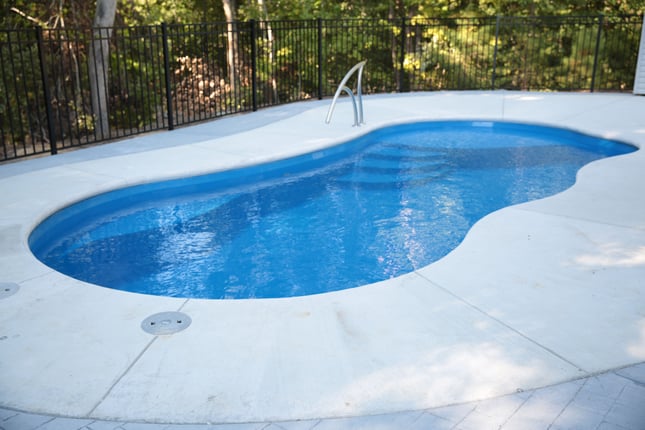 Fiberglass swimming pool 