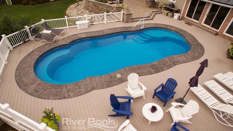 freeform C Series pool (with tanning ledge) fiberglass pool