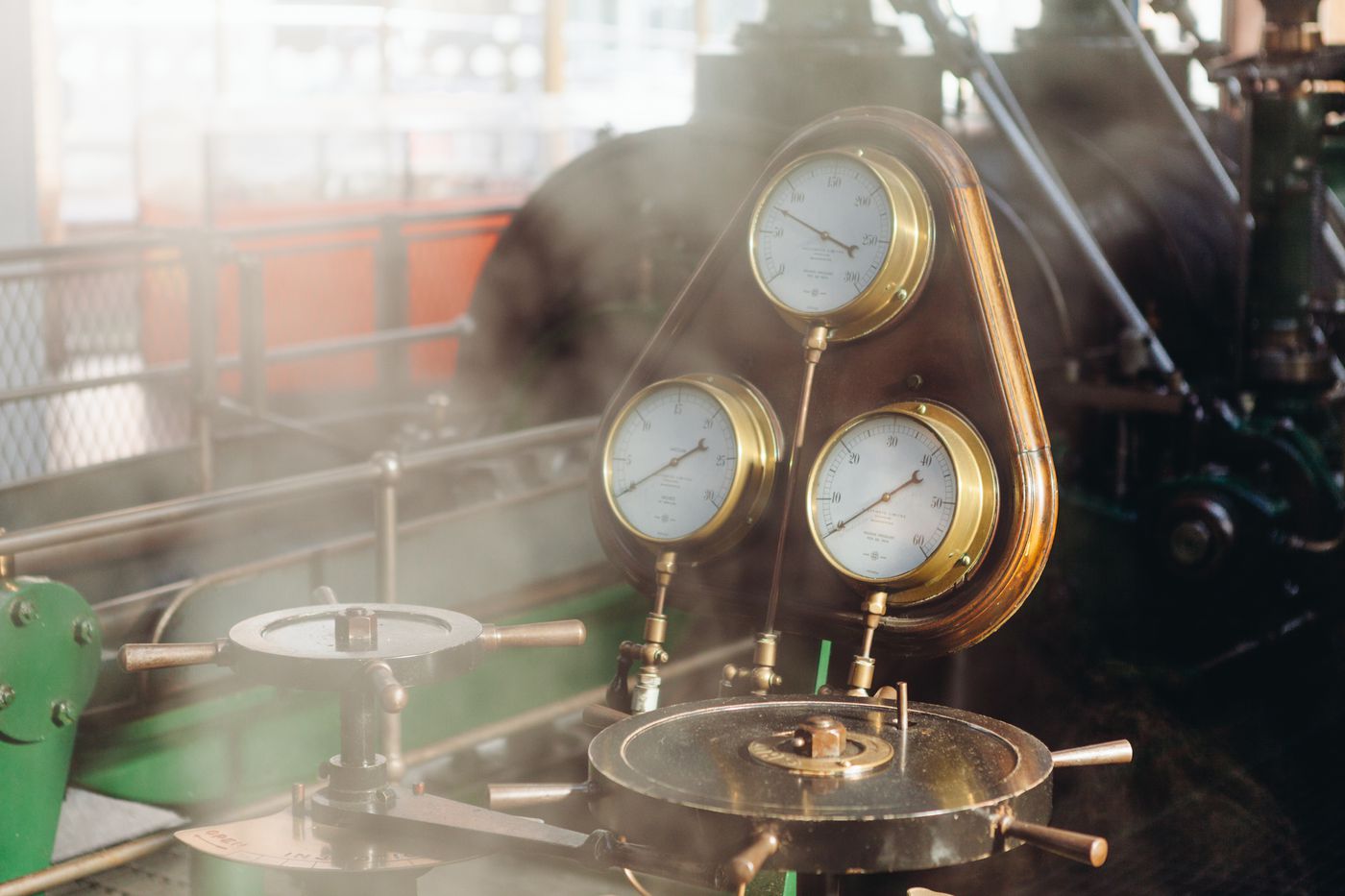 industry-vintage-machine.jpg