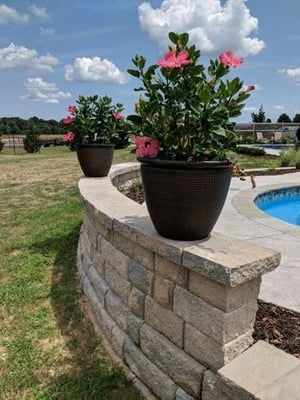 segmental retaining wall in pool park