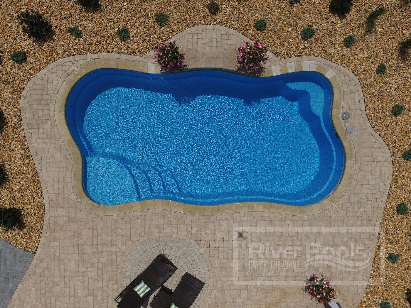 Proper Fiberglass Pool Winterization: Should It Be Drained Below the Skimmer?