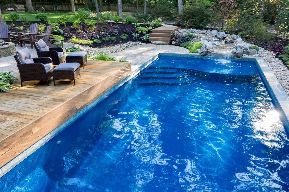 Riverpools fiberglass pool d32 series