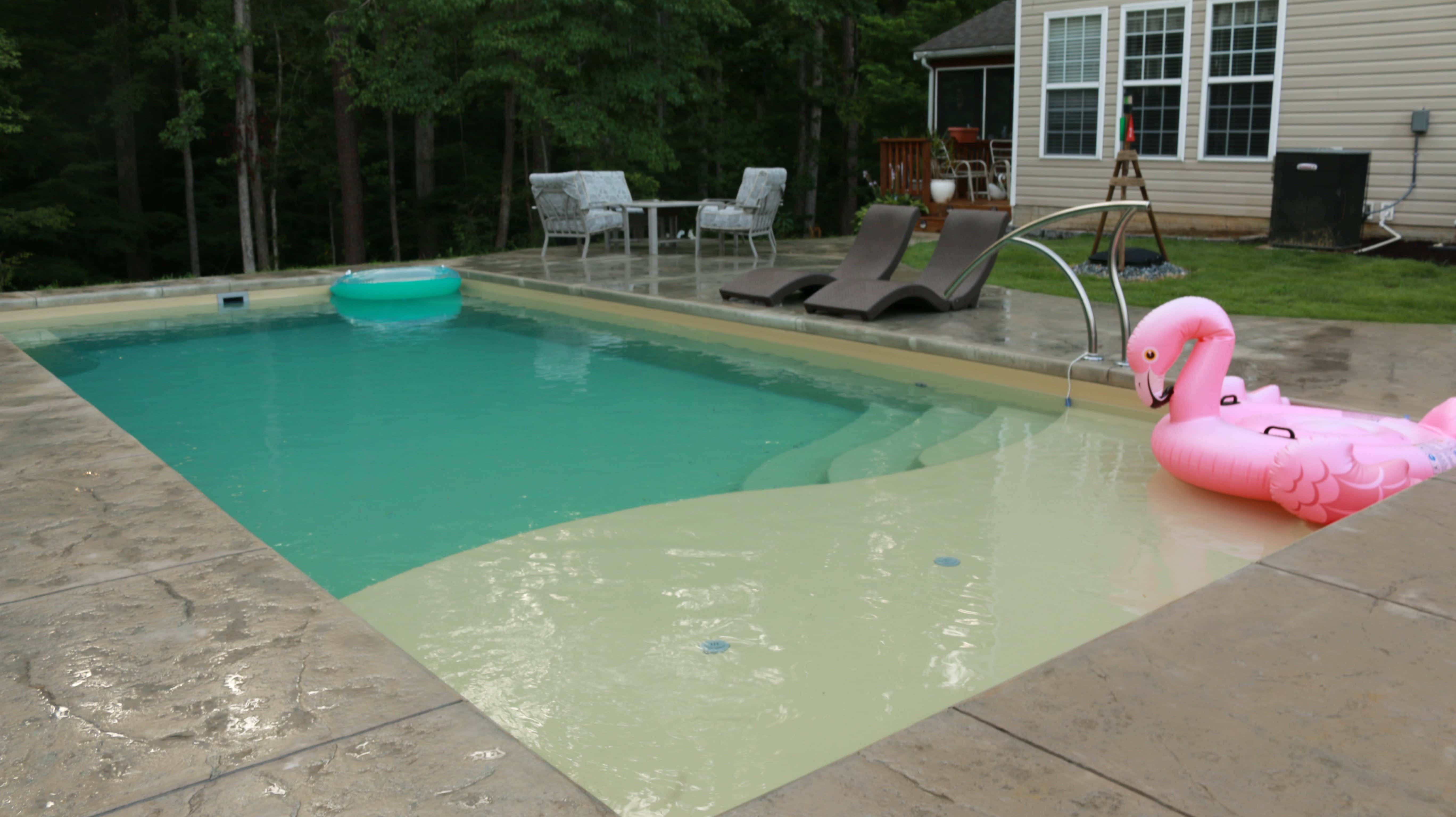 D32 pool in Sandstone Shimmer color