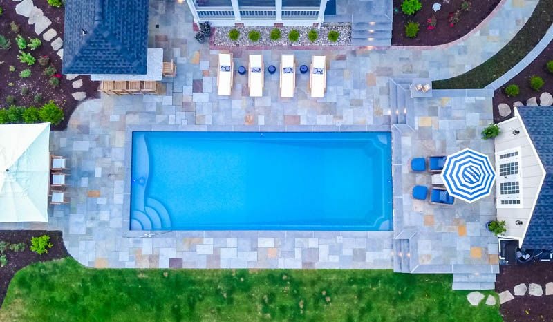 how long do fiberglass pools last