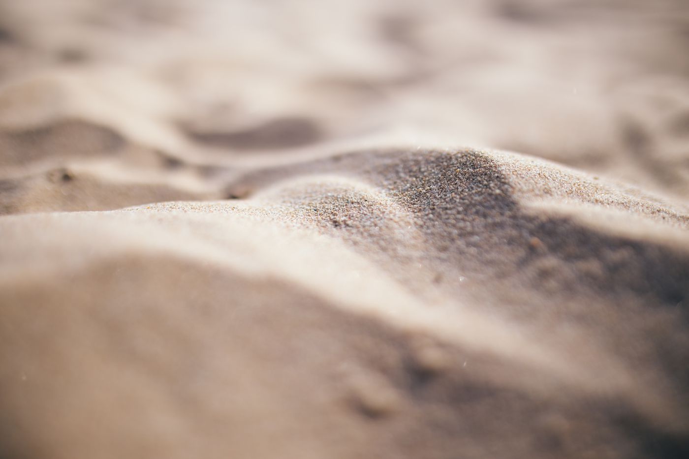 Ceramic Core Fiberglass Pools: The Truth Behind the Material