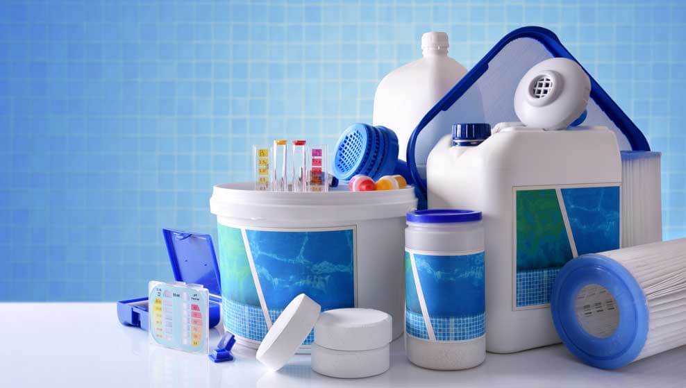 Swimming Pool Sanitizers: The 7 Best Options to Consider (Pros/Cons)