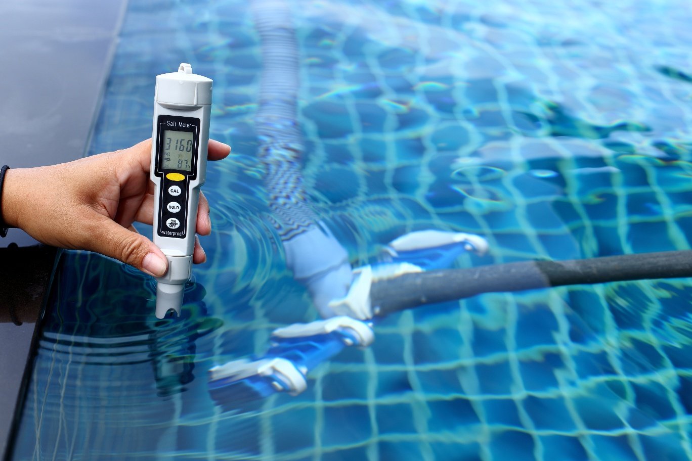What are the Best Salt Water Pool Systems for 2021?